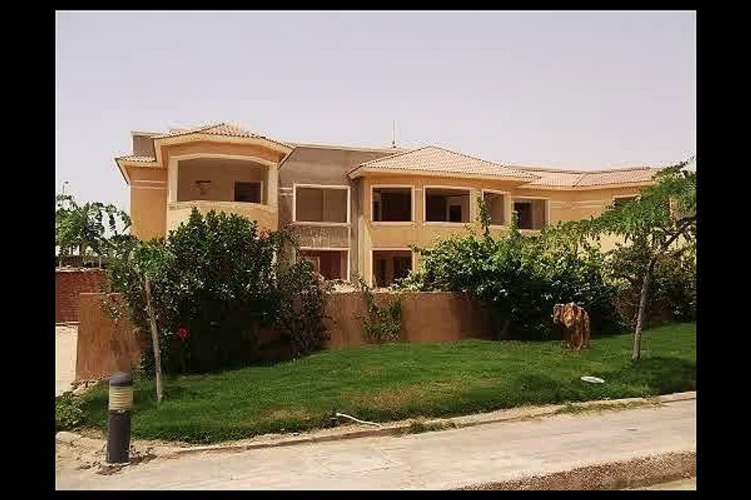 فيلا مستقله للبيع بكمبوند فاونتن بلو  القاهره الجديده