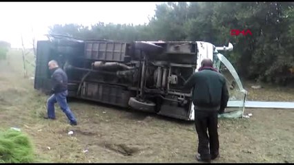 Tekirdağ'da İşçi Servisi Devrildi: 14 Yaralı