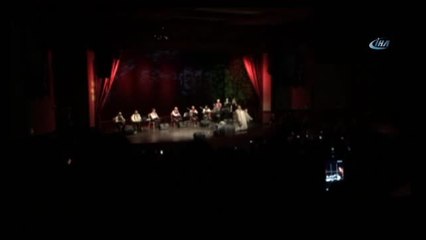 Neşe Karaböcek'ten Nostalji Gecesi