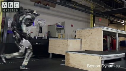 Parkur engellerini aşan robotun videosu yayınlandı