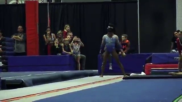 Sport - Un Saut inédit signé Simone Biles, la gymnaste !