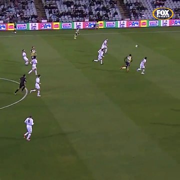 Usain Bolt Scores His First Goal For Central Coast Mariners!