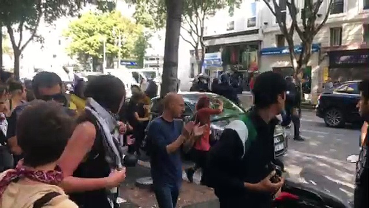 Marseille : les CRS arrivent, les opposants aux travaux de La Plaine cessent leur blocage
