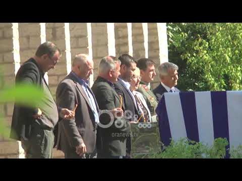 Ora News - “Varrosen” 573 grekë në Këlcyrë, ceremonia bojkotohet nga familjarët e viktimave