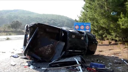 Milas'ta Kamyonet Kayganlaşan Yolda Kontrolden Çıktı: 1 Ölü, 1 Yaralı