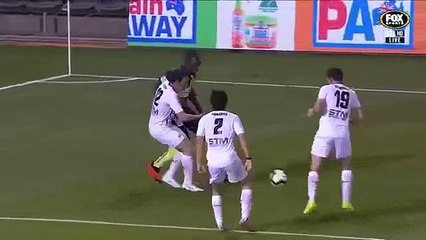 Usain Bolt y su primer doblete como futbolista