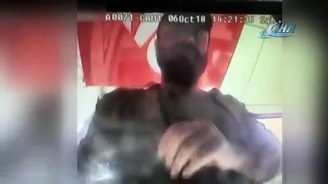 ATM’ye kart kopyalama cihazı yerleştirirken suçüstü yakalandı