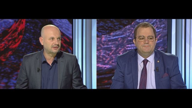 Ora News - Eduard Prodani: FSHF paguan çdo taksë, Panucci-t i duhet dhënë ende kohë