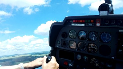 Initiation au pilotage à l'aérodrome de Val d'Is