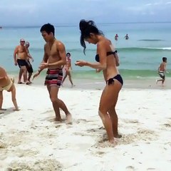 Increadible Movements from people on the beach