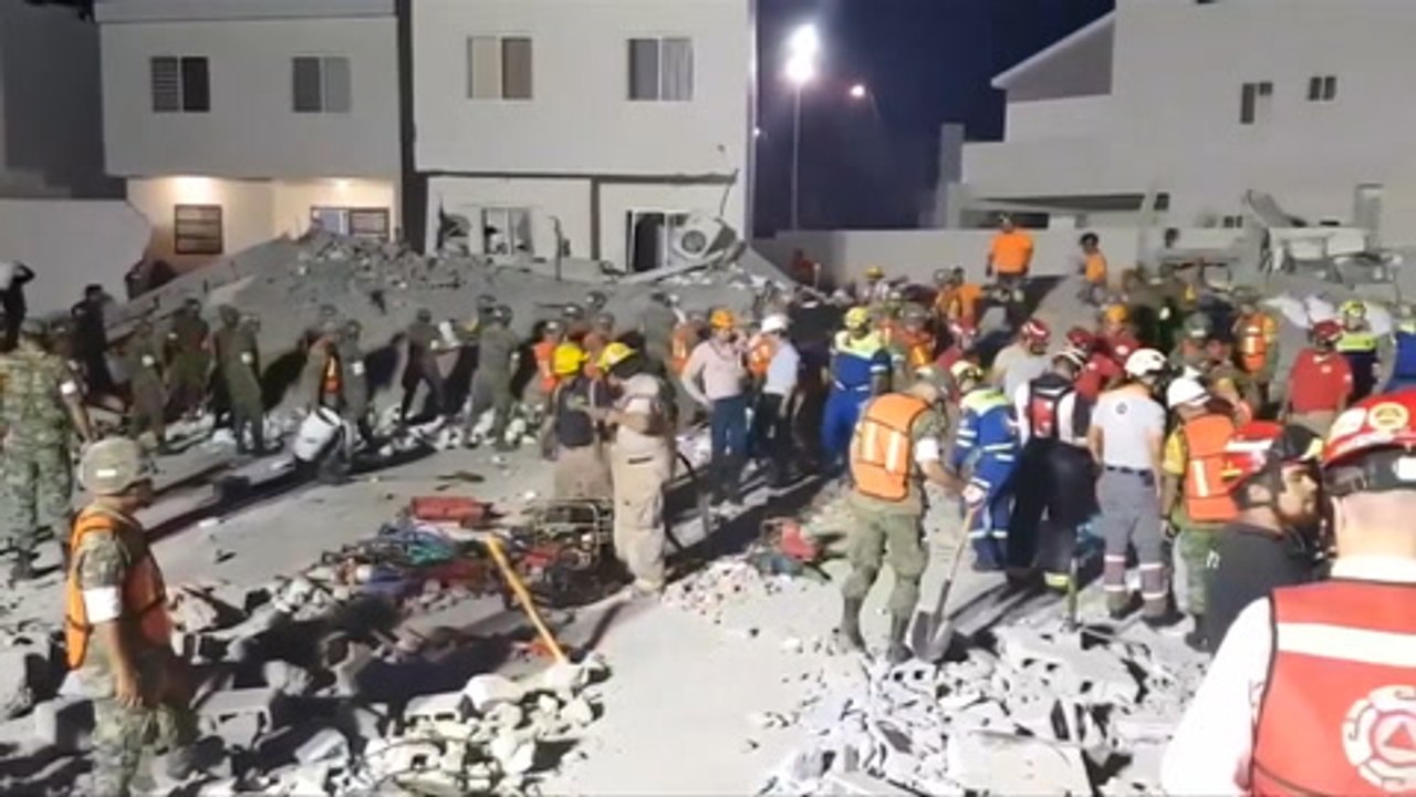 Mexican mall collapses, at least seven dead