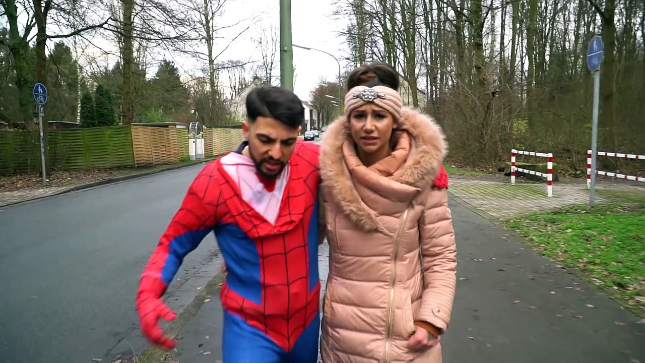 DER VISIONÄR ⎮ Younes jones