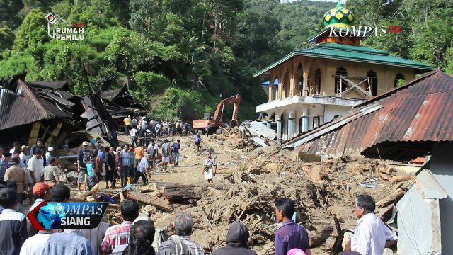 Banjir Bandang di Mandailing Natal, 11 Orang Tewas