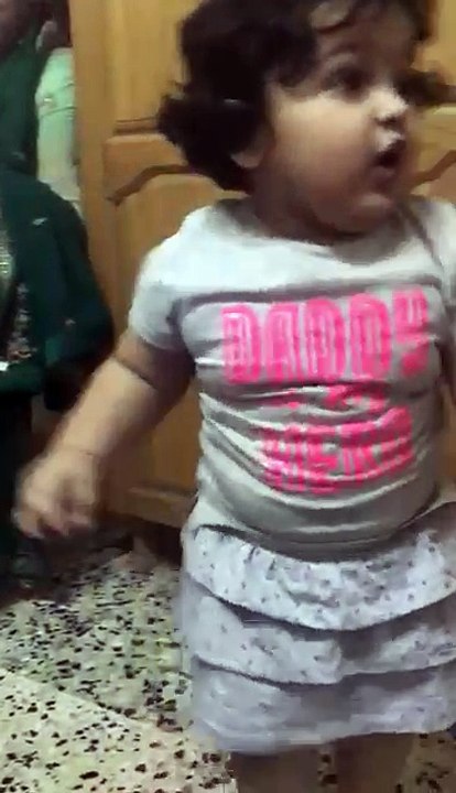 littal girl dance