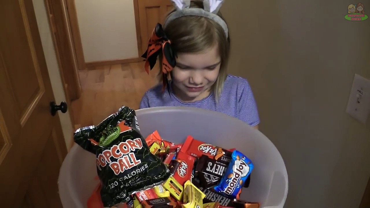 50 Types of Trick Or Treaters on Halloween!