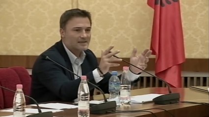Klesta - Degjese me shqoerine civile per vettingung ne politike