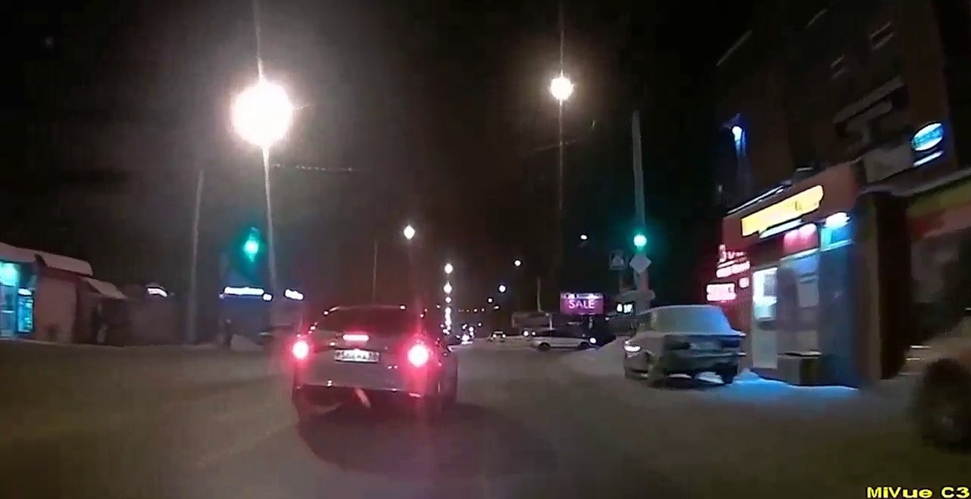 Top Ultimate Winter Retarded Drivers Fails(1)