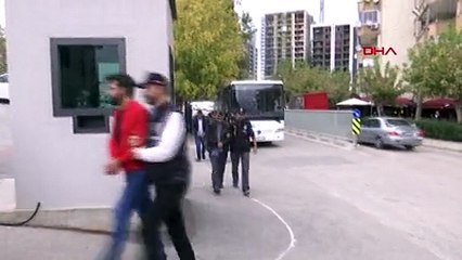 Dolandırıcıları dolandıran çete lideri, popstar oldu!