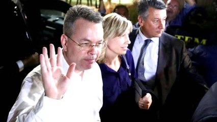 US pastor Andrew Brunson leaves Turkey after release