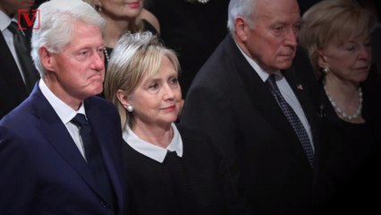 Some Democrats Reportedly Fear Hillary Clinton's 'Kiss of Death' for the Midterms