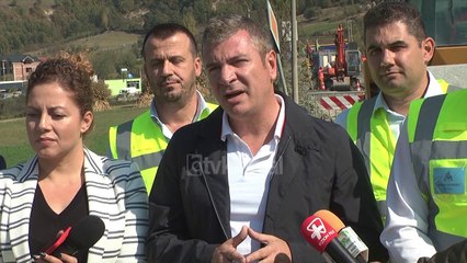 Merr fund makthi i rruges Burrel - Klos