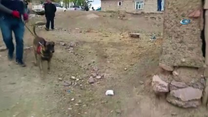 Van'da nefes kesen uyuşturucu operasyonu: 74 kilo eroin ele geçirdi