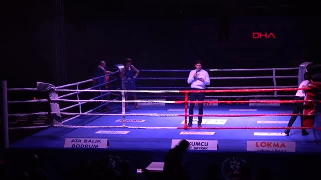 Spor Boks Gecesine Trabzonlu Boksörler Damga Vurdu