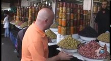 Bizarre Foods With Andrew Zimmern S01 E02