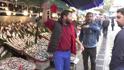 10 Liraya Satılan Palamut, Tavuğun Pabucunu Dama Attı