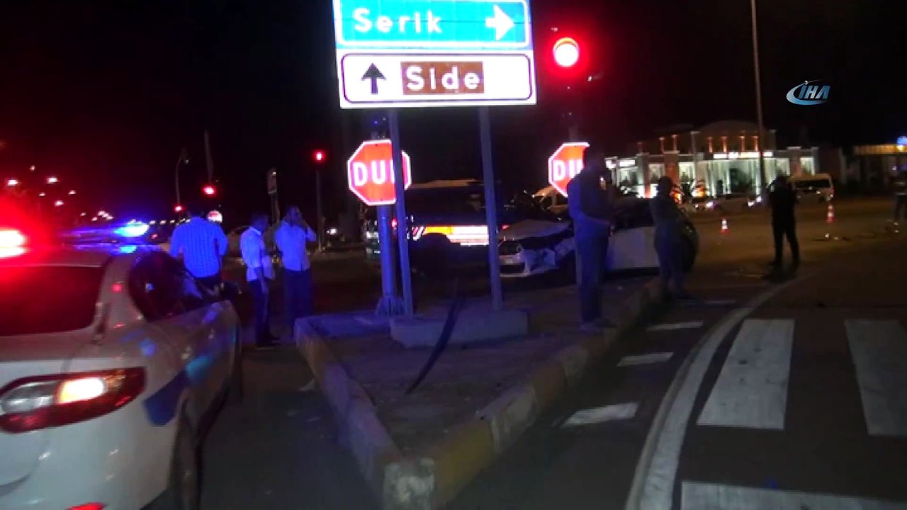 Manavgat'ta alkollü sürücünün kırmızı ışık ihlali kazayla bitti: 1 yaralı