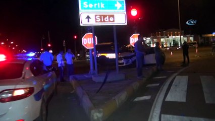 Manavgat'ta alkollü sürücünün kırmızı ışık ihlali kazayla bitti: 1 yaralı