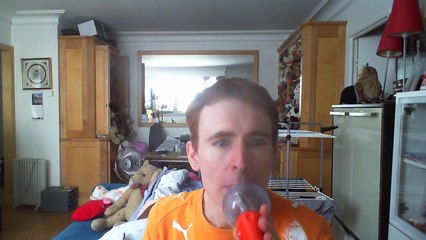 Wiwi égratigne "pull up" de Summerella & Jacquees