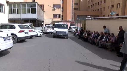 Görev Başında Kalp Krizi Geçirerek Hayatını Kaybeden Polis Şanlıurfa'da Defnedildi