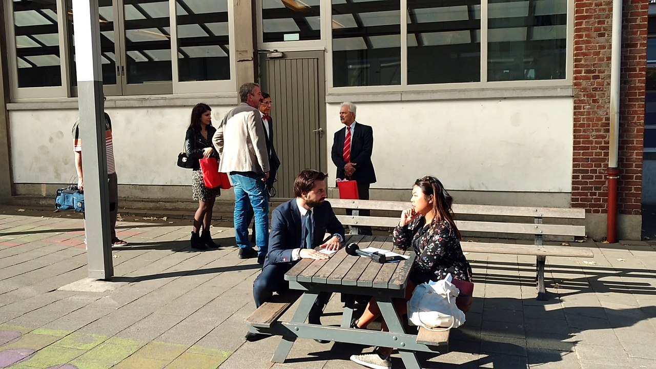 Mons: quand G-L Bouchez et E. Di Rupo se croisent au bureau de vote