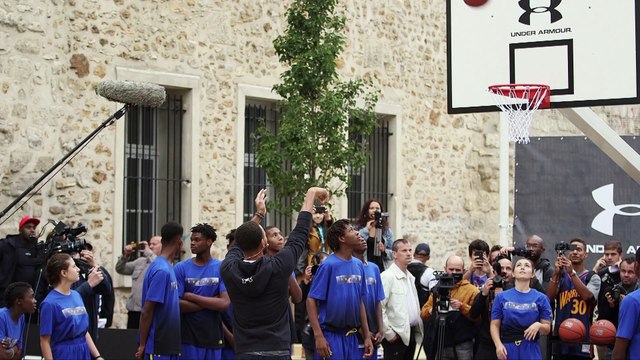 Stephen Curry« Ma soeur, mon frère et moi avons été bénis d'évoluer dans ce milieu » - Basket - NBA