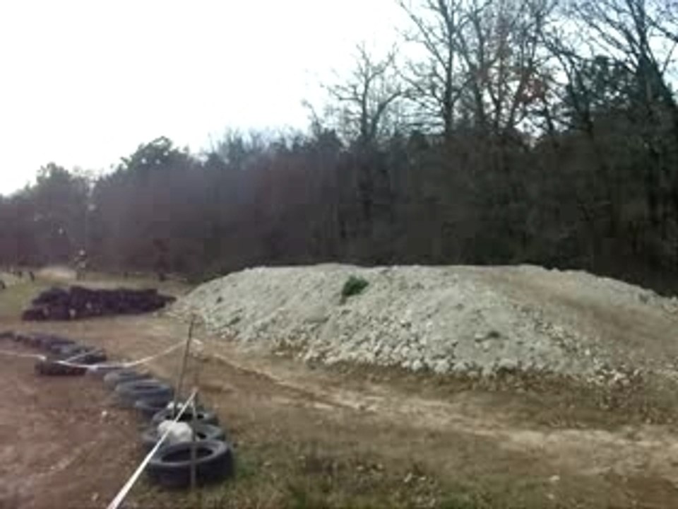 Hugues gros saut Record Table