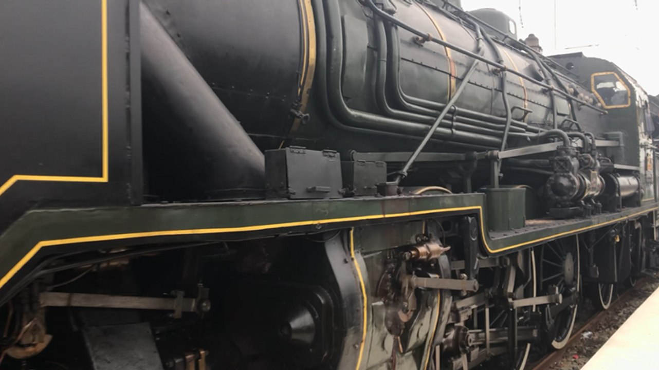 pacific 231 arrive en gare