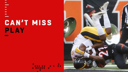 Can't-Miss Play: JuJu uses defender's helmet for insane grab