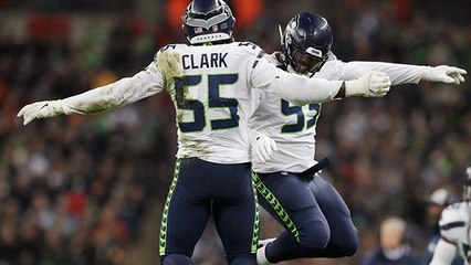 Branden Jackson sacks Carr to push back FG attempt