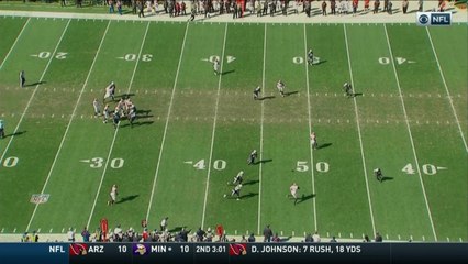 Mayfield slings a pinpoint pass to Njoku for 22 yards