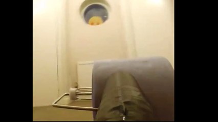 Girlfriend Toilet Roll Leaf Blower Prank