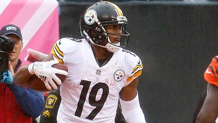 JuJu enters field goal range on 23-yard gain