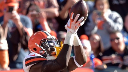 David Njoku outmuscles Chargers defender for TD