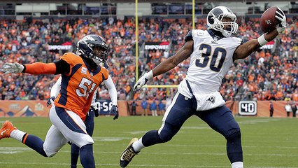 Gurley bounces outside on fourth down for TD run