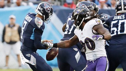 Za'Darius Smith strip-sacks Mariota on third down, but Titans recover