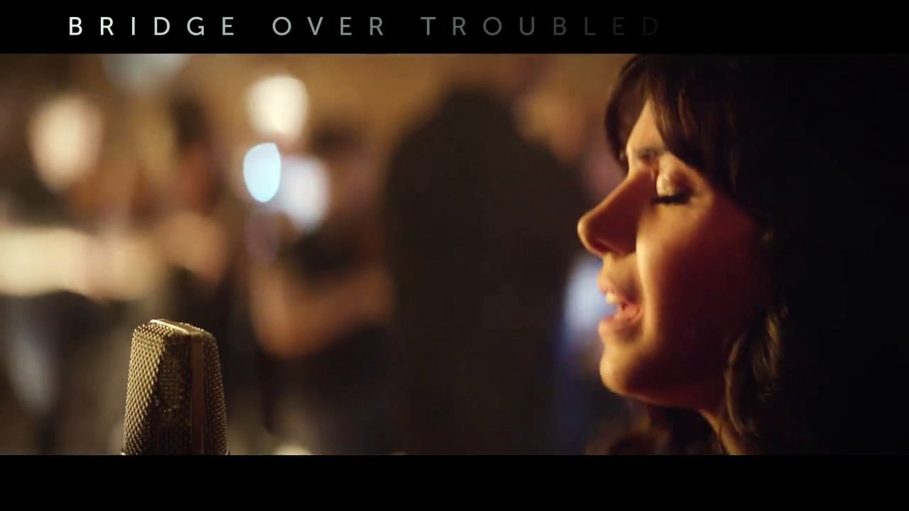 Katie Melua ‘Ultimate Collection’ comes out on the 5th of October! If you pre-order now you will instantly receive the new track ‘Bridge Over Troubled Water’. P