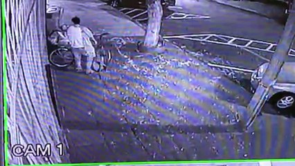 Ladrão volta e causa mais prejuízo em loja no Centro