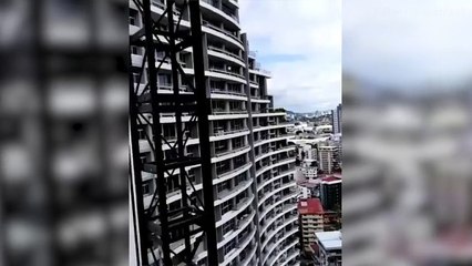 صورة سيلفي تقتل فتاة من الطابق الـ 27