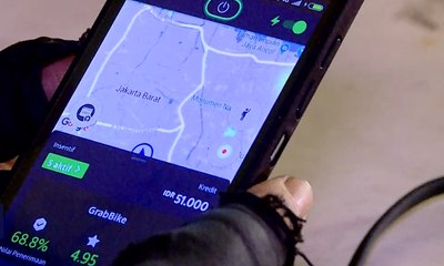 Pengemudi Ojek Online Keluhkan Kenaikan Pertamax