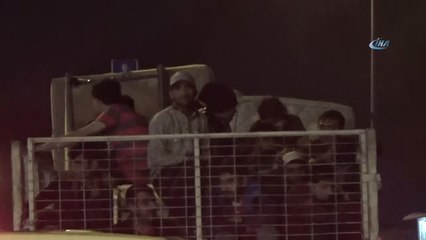 Kaçak Göçmenleri Tuvalet Molası Yakalattı